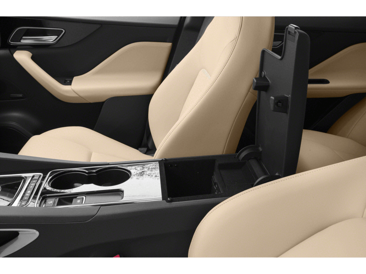 2018 Jaguar F-PACE 30t Portfolio - Interior Center Storage Console