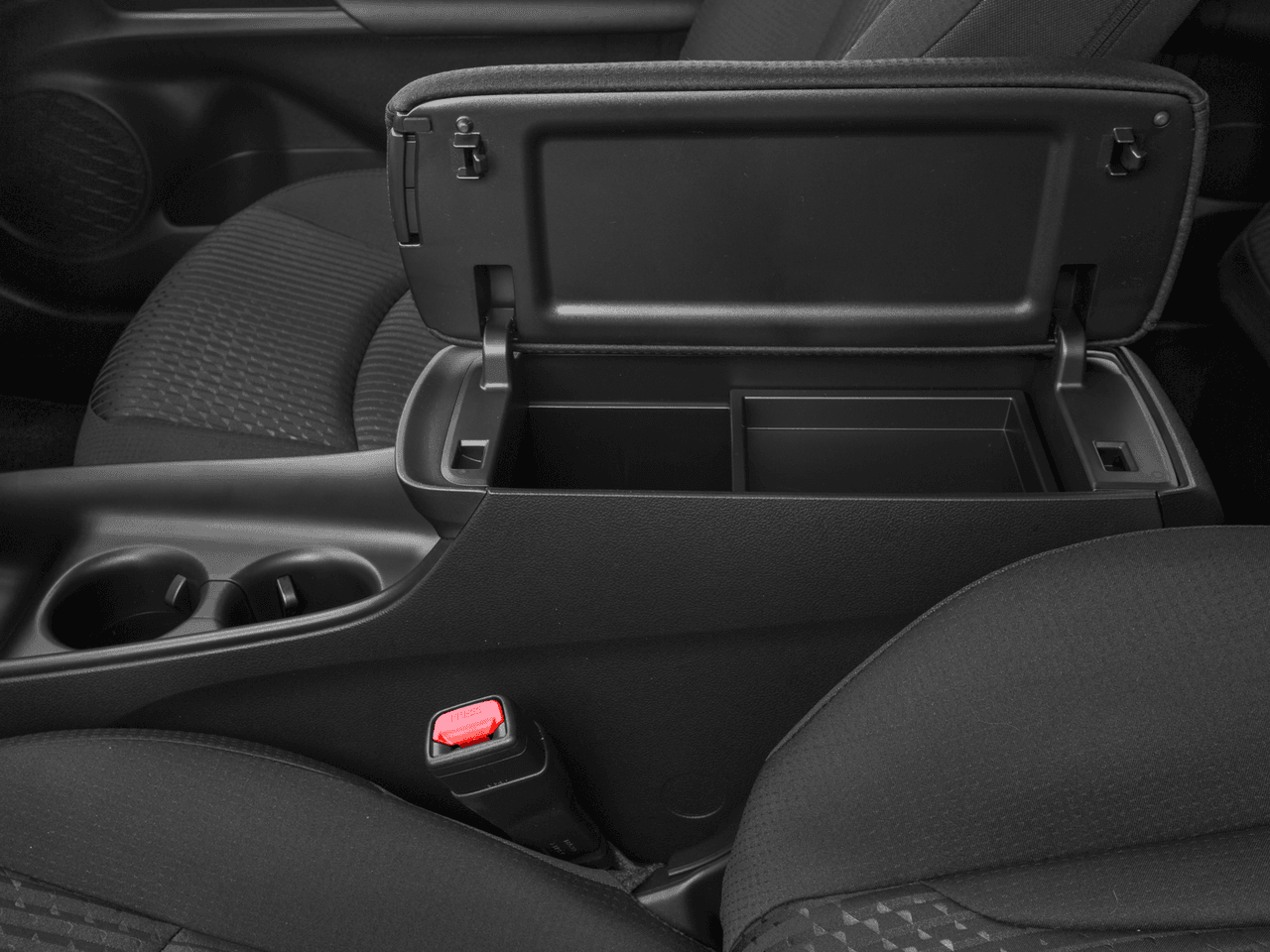 2018 Toyota Prius Four - Interior Center Storage Console