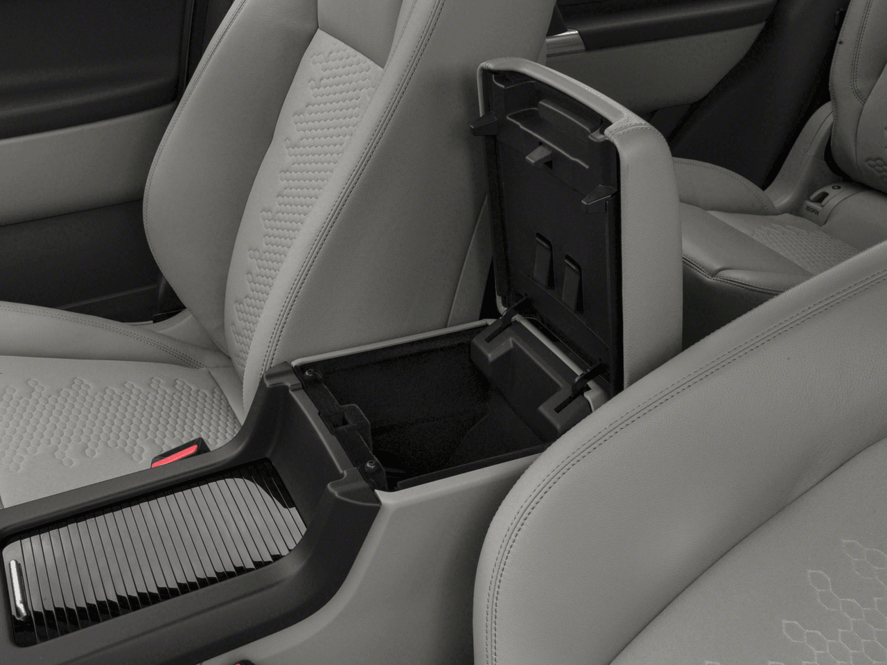 2018 Land Rover Discovery Sport HSE - Interior Center Storage Console