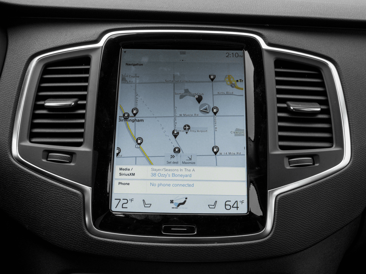 2018 Volvo XC90 Momentum - Interior Navigation System