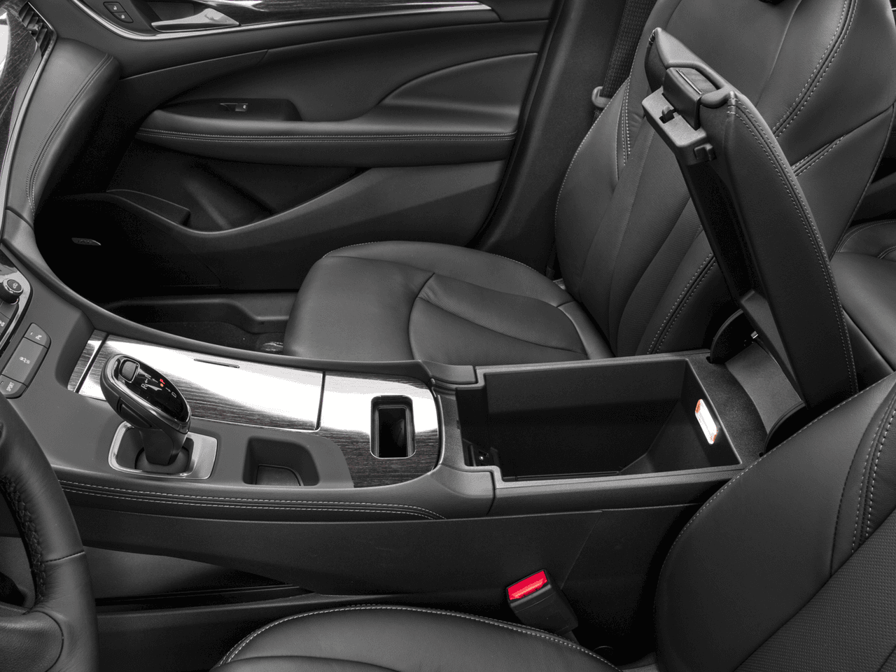 2018 Buick LaCrosse Avenir - Interior Center Storage Console