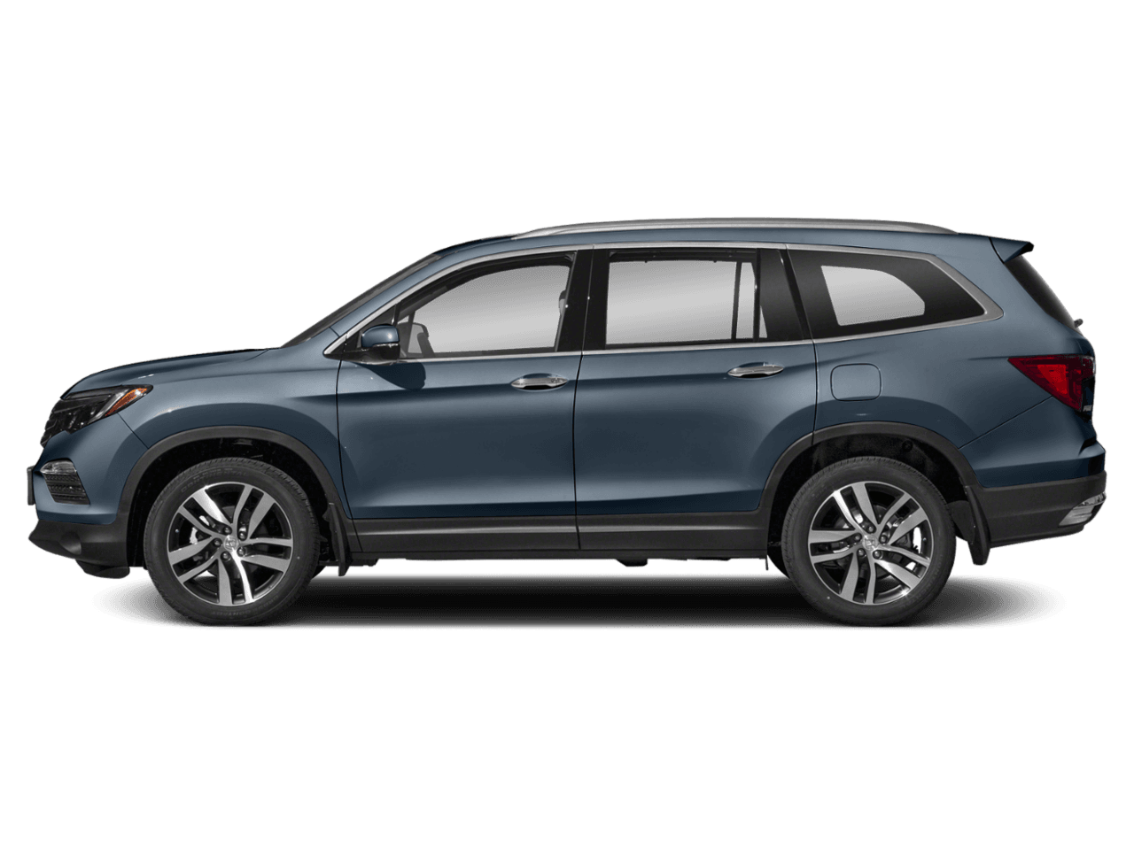 2018 Honda Pilot Touring - Profile, facing to the left