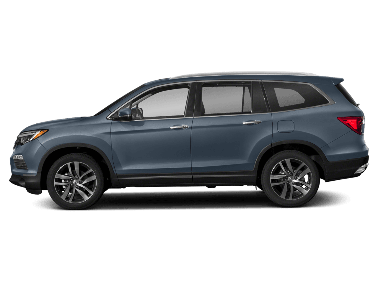2018 Honda Pilot Touring - Profile, facing to the left