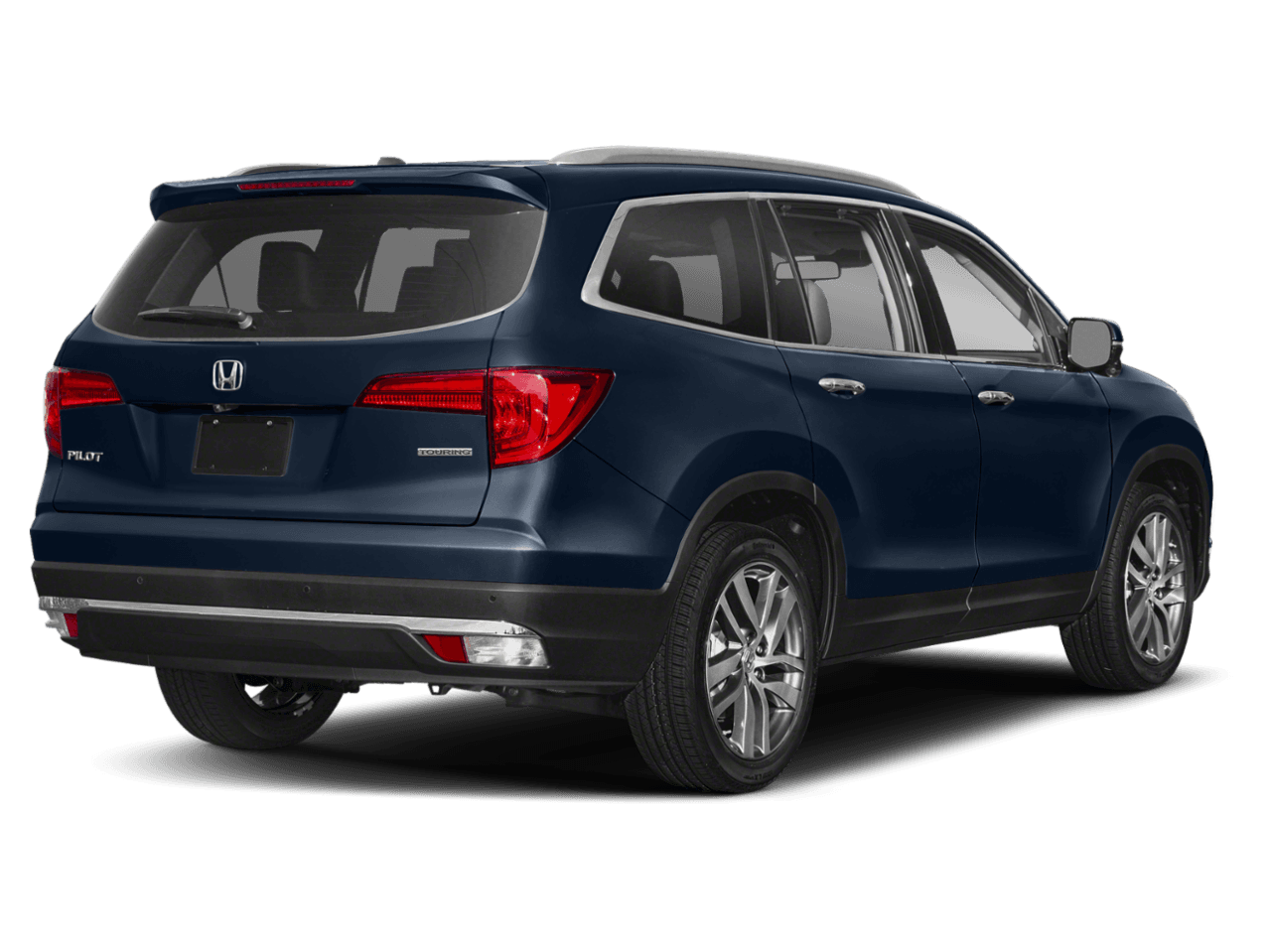 2018 Honda Pilot Touring - Rear 3/4, facing to the right