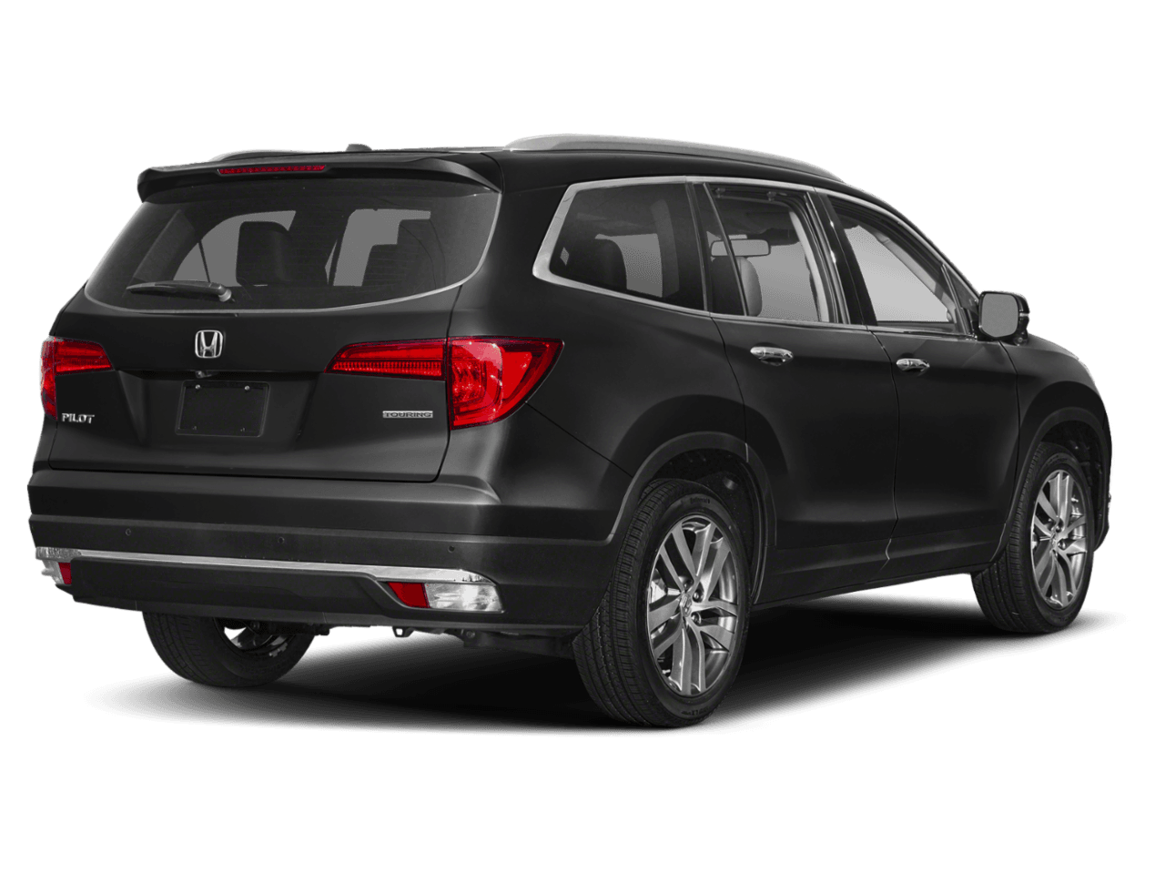 2018 Honda Pilot Touring - Rear 3/4, facing to the right