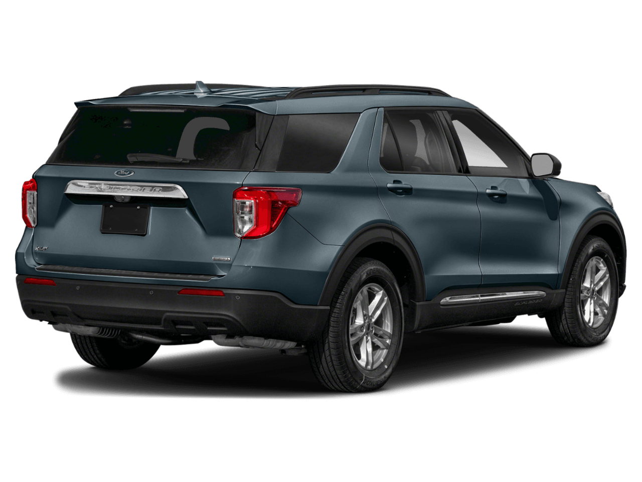 2020 Ford Explorer XLT RWD - Rear 3/4, facing to the right