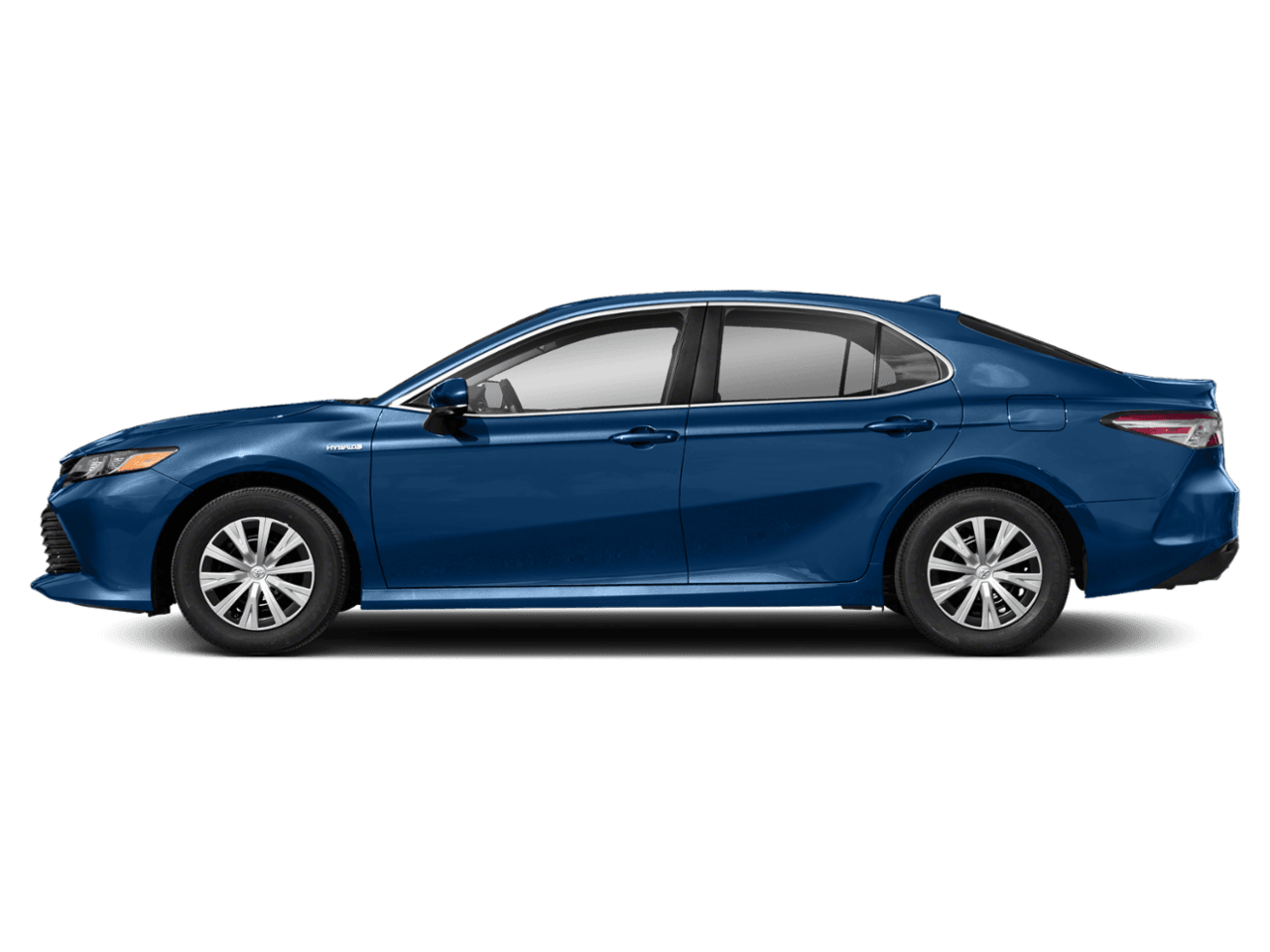 2020 Toyota Camry Hybrid LE - Profile, facing to the left