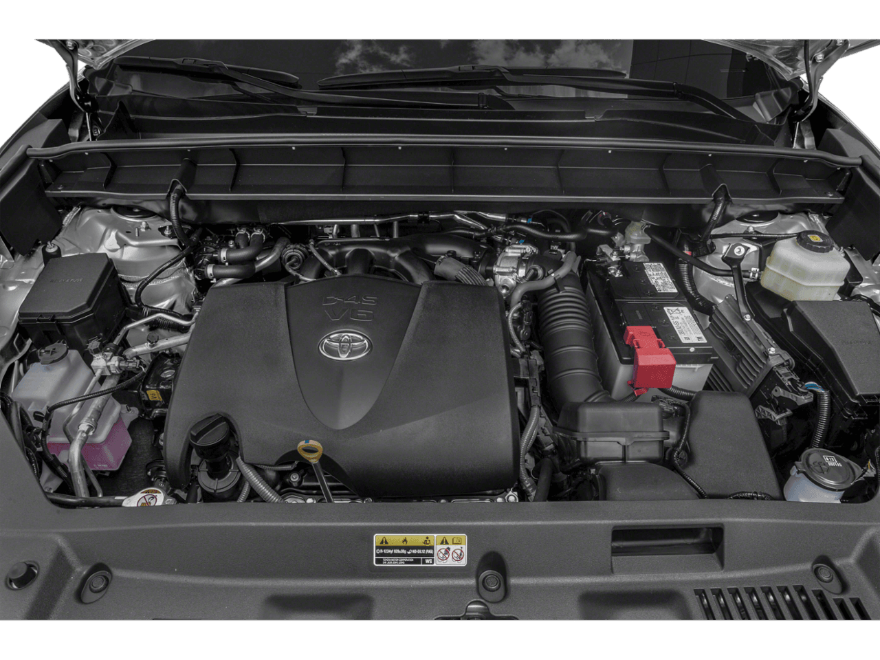 2020 Toyota Highlander LE - Interior Engine Shot Feature