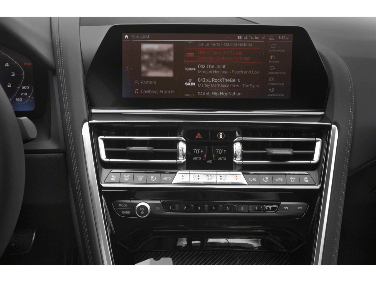 2020 BMW M8  - Interior Stereo System