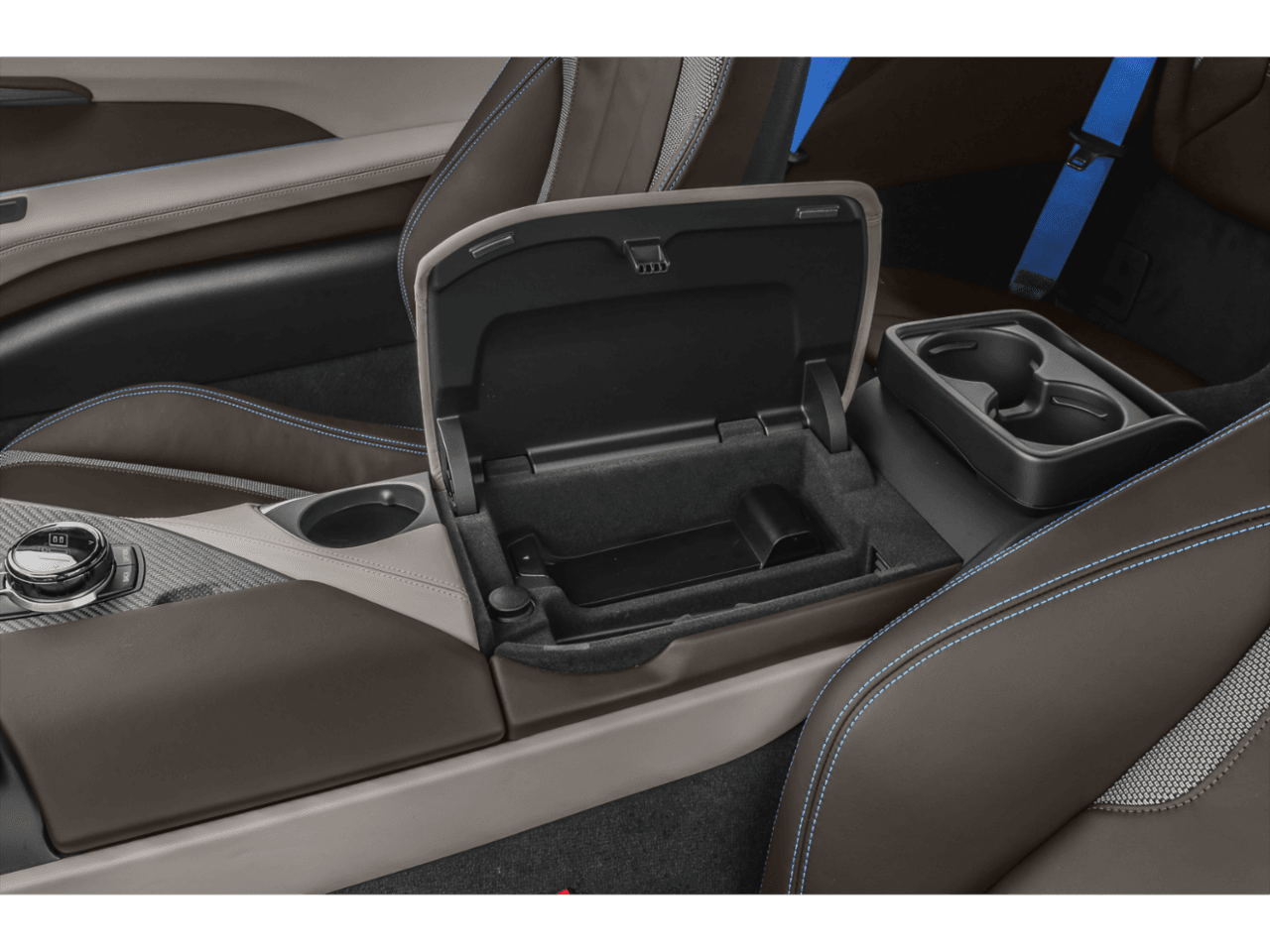 2020 BMW i8  - Interior Center Storage Console