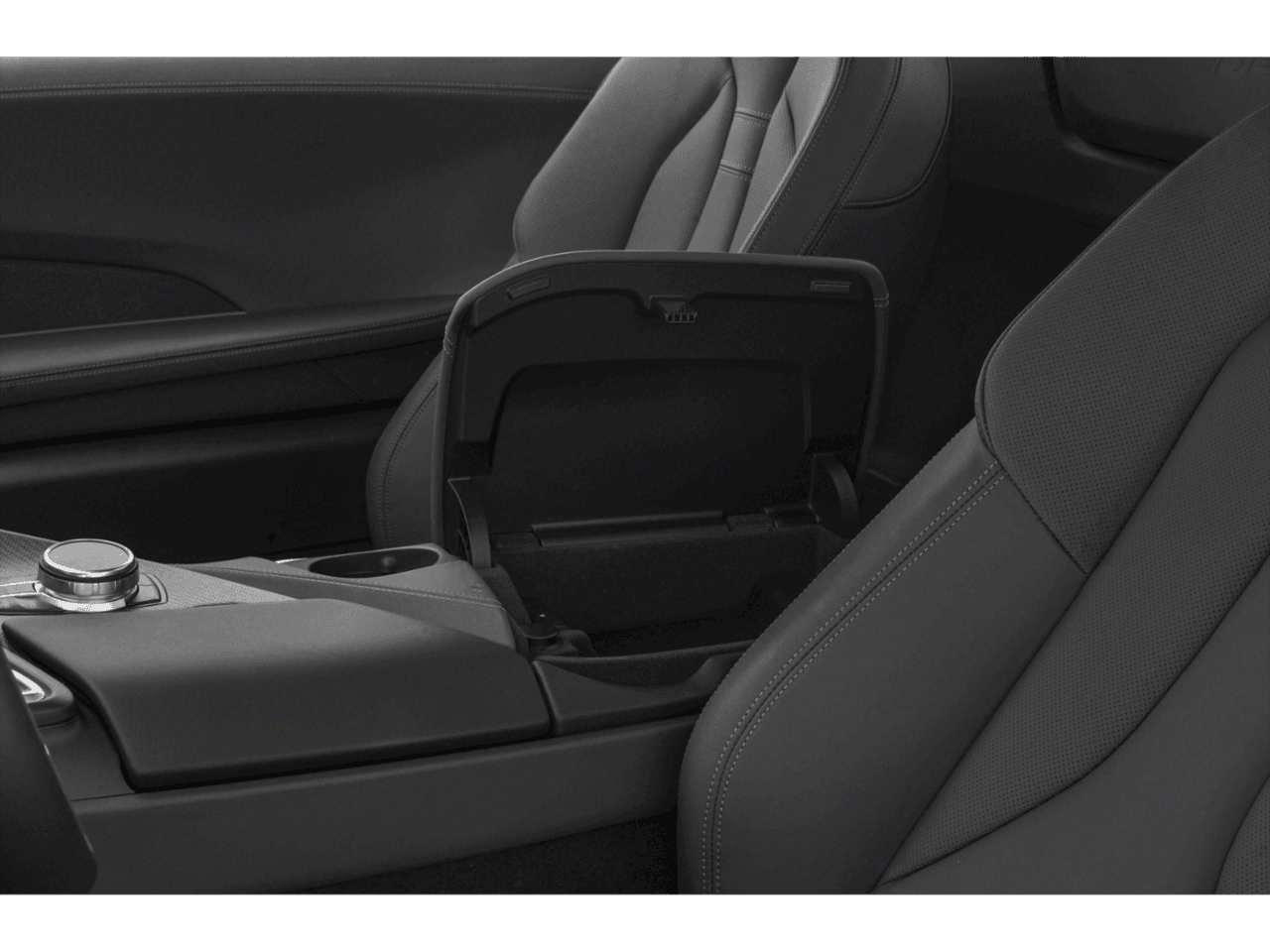 2020 BMW i8  - Interior Center Storage Console