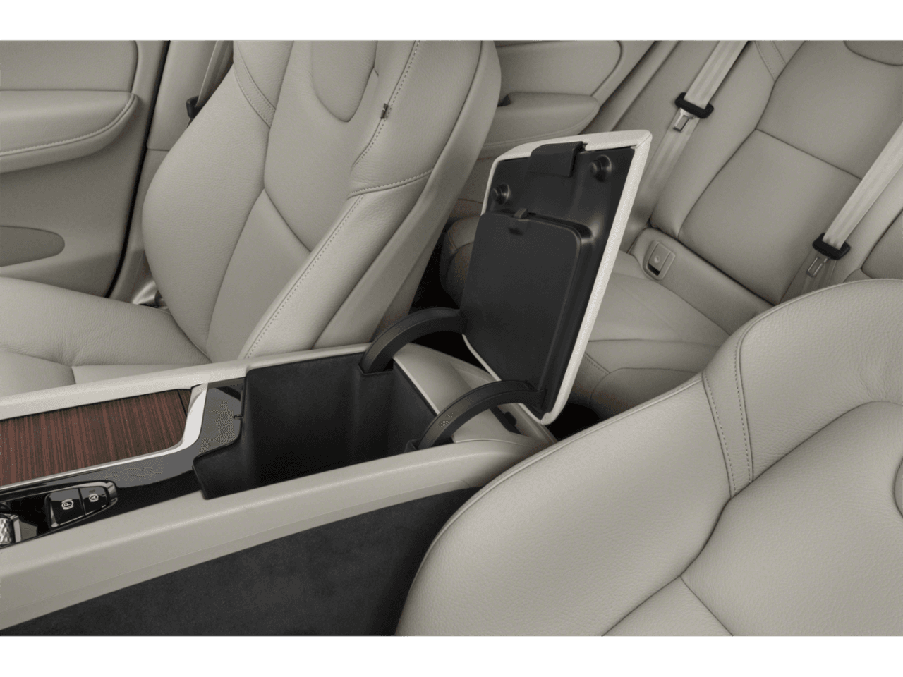 2021 Volvo XC60 Momentum - Interior Center Storage Console