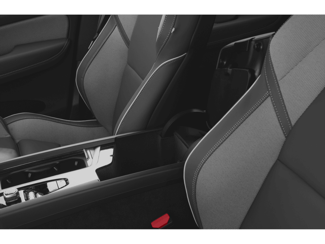 2021 Volvo XC60 R-Design - Interior Center Storage Console