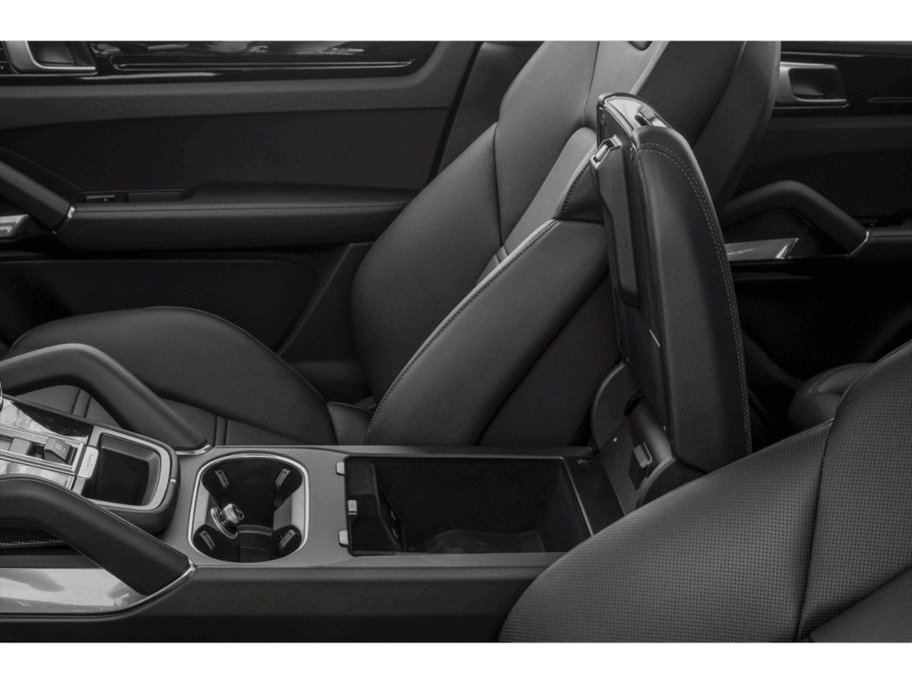 2021 Porsche Cayenne Turbo S E-Hybrid - Interior Center Storage Console