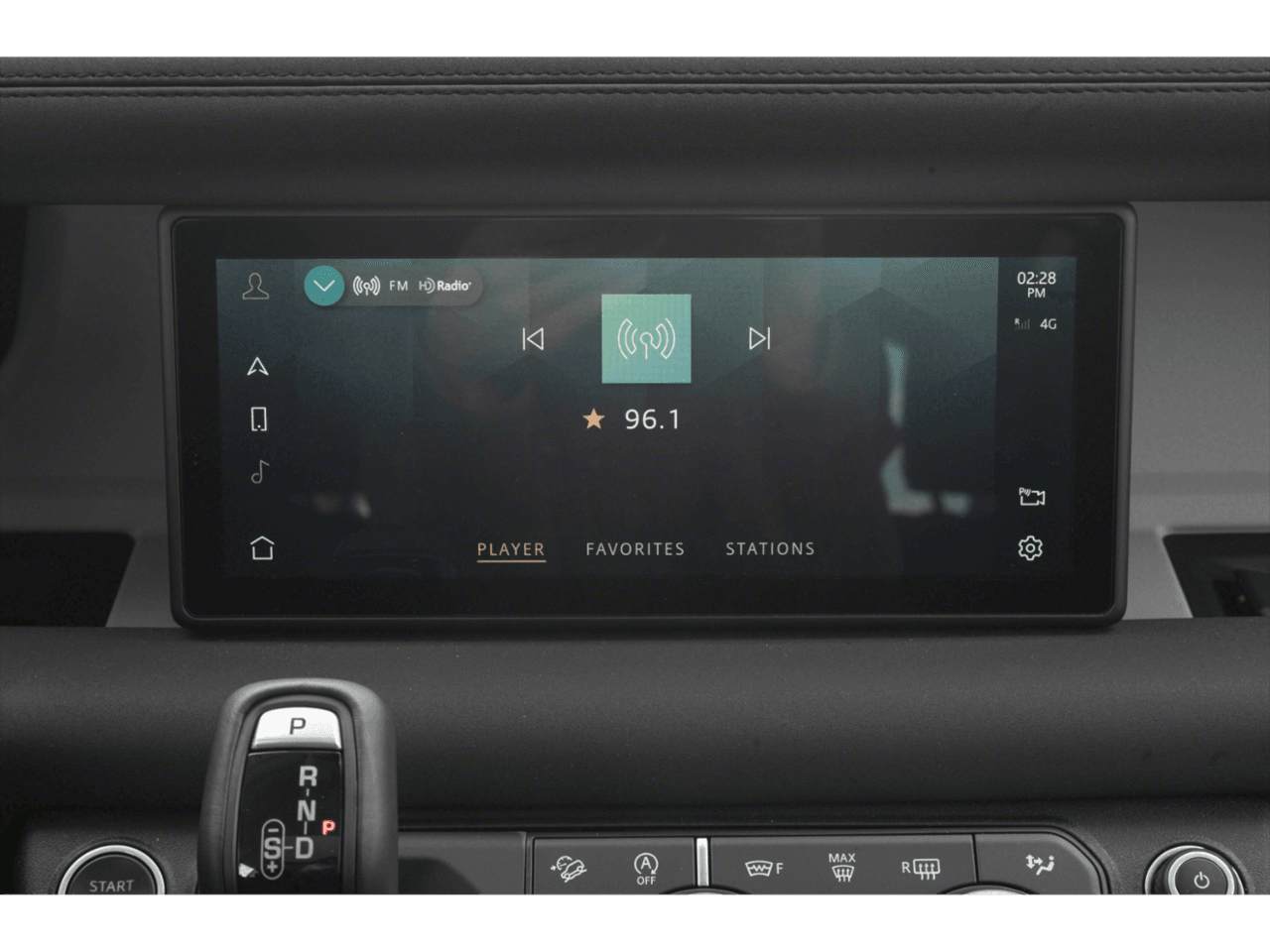 2021 Land Rover Defender S - Interior Stereo System