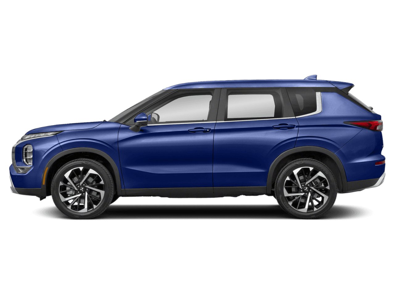 2022 Mitsubishi Outlander SE - Profile, facing to the left