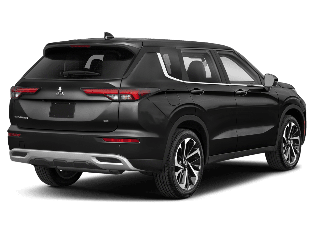2022 Mitsubishi Outlander SE - Rear 3/4, facing to the right