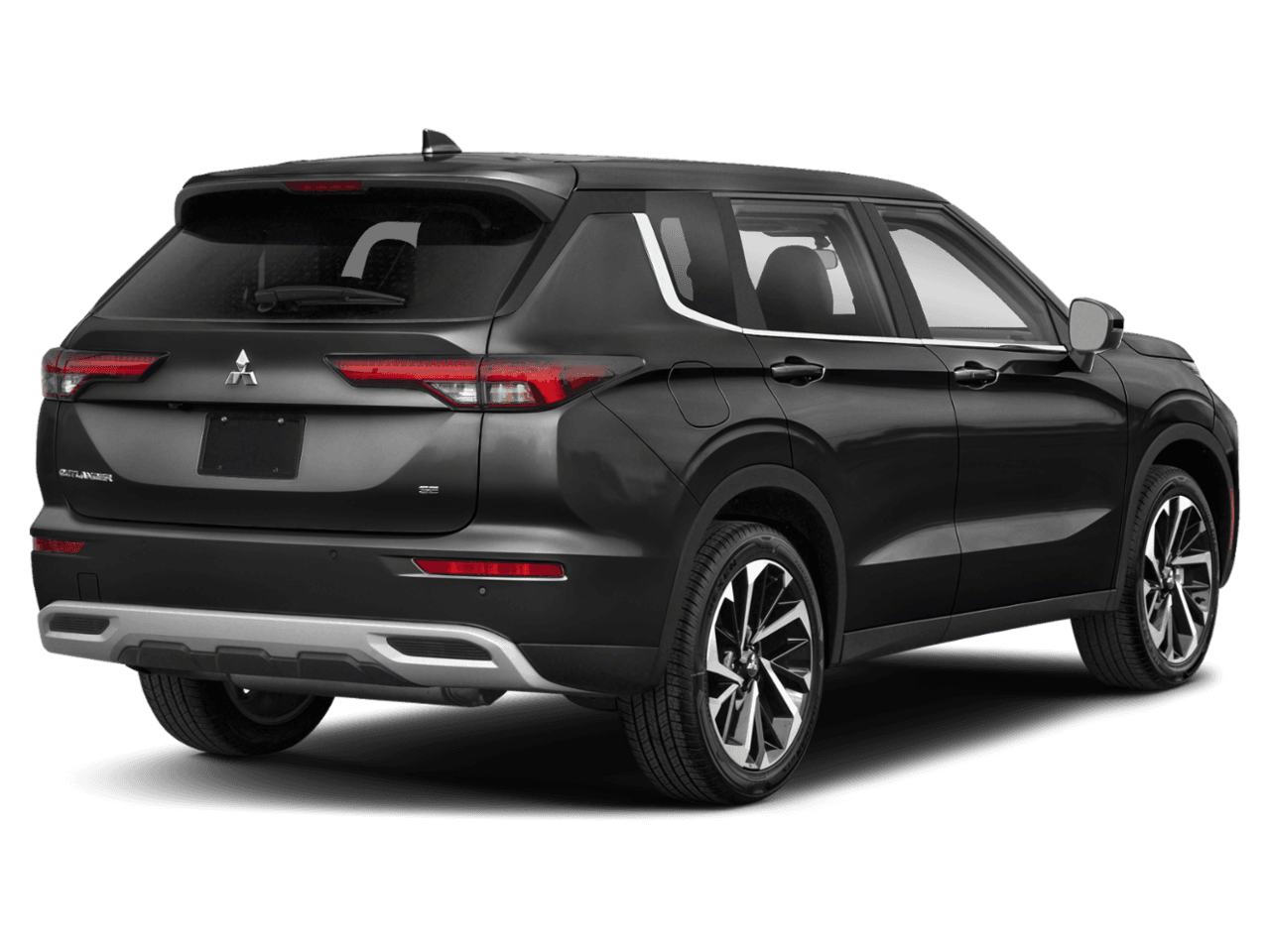 2022 Mitsubishi Outlander SE - Rear 3/4, facing to the right