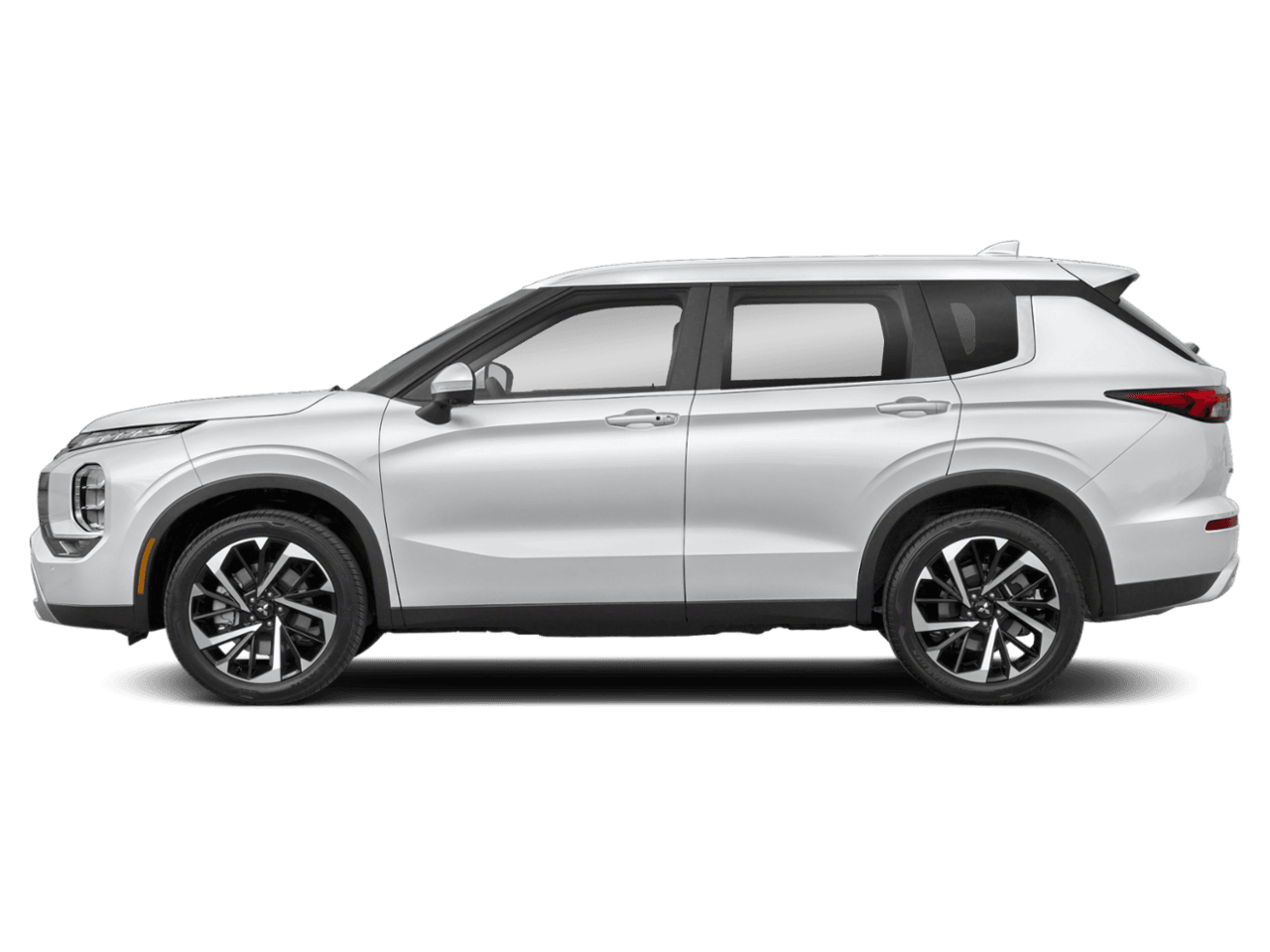 2022 Mitsubishi Outlander SE Launch Edition - Profile, facing to the left
