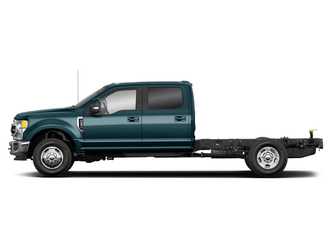2022 Ford Super Duty F-350 DRW XLT - Profile, facing to the left