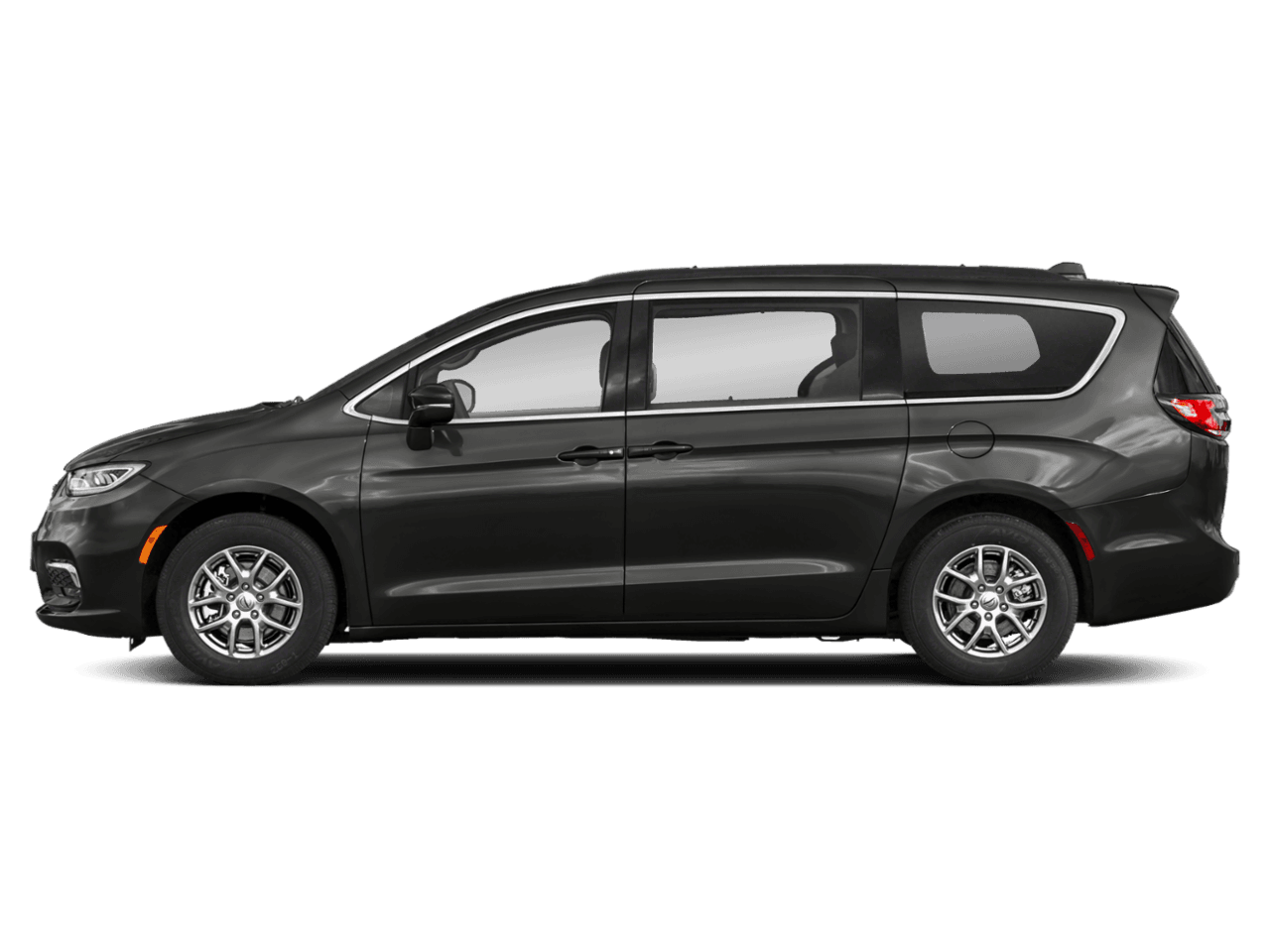 2022 Chrysler Pacifica Touring - Profile, facing to the left