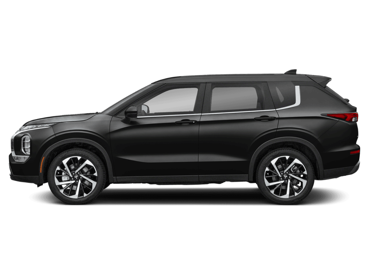 2022 Mitsubishi Outlander Black Edition - Profile, facing to the left