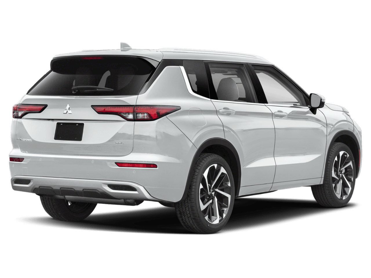 2022 Mitsubishi Outlander SEL Special Edition - Rear 3/4, facing to the right