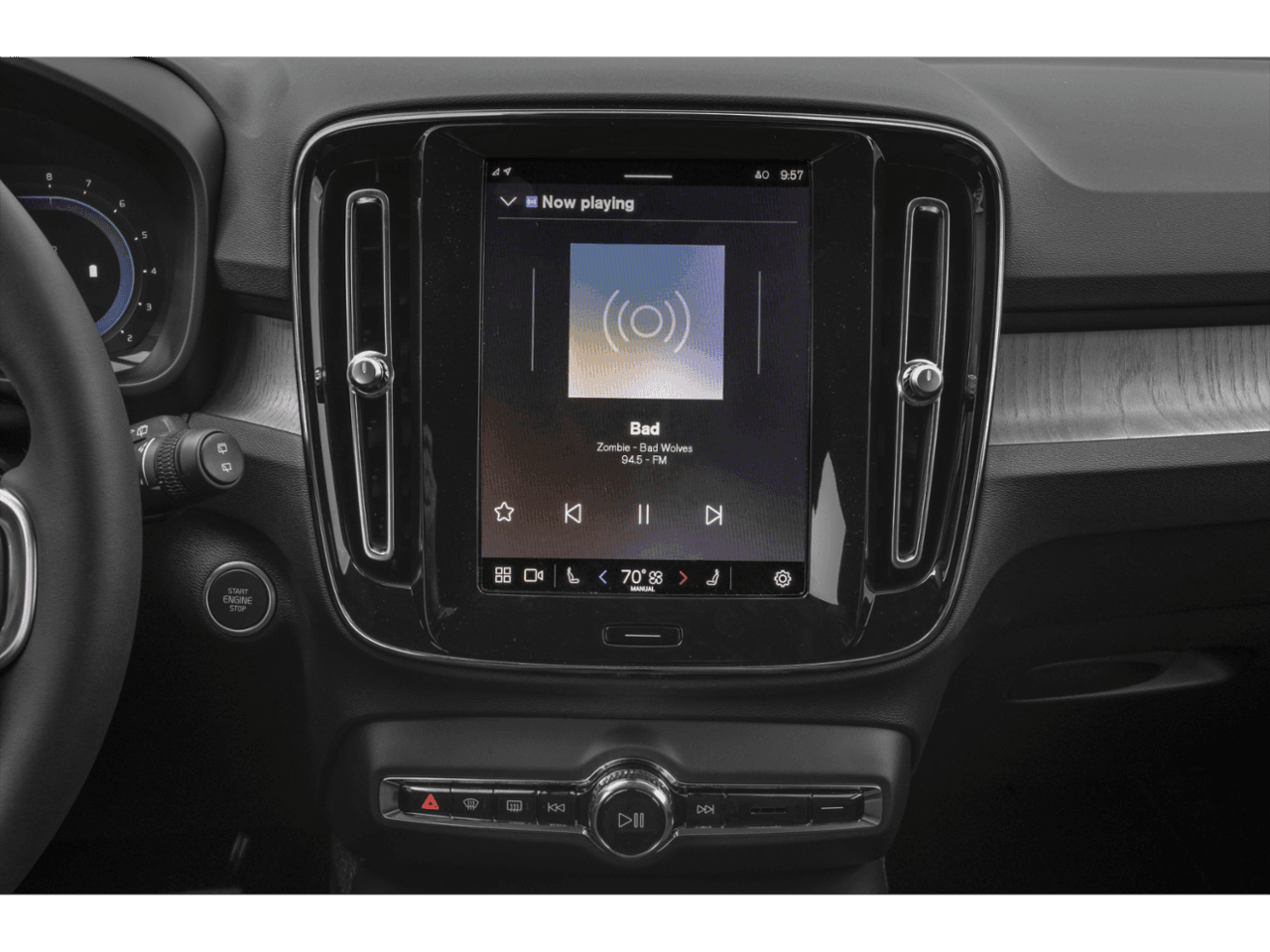 2023 Volvo XC40 Ultimate Dark Theme - Interior Stereo System