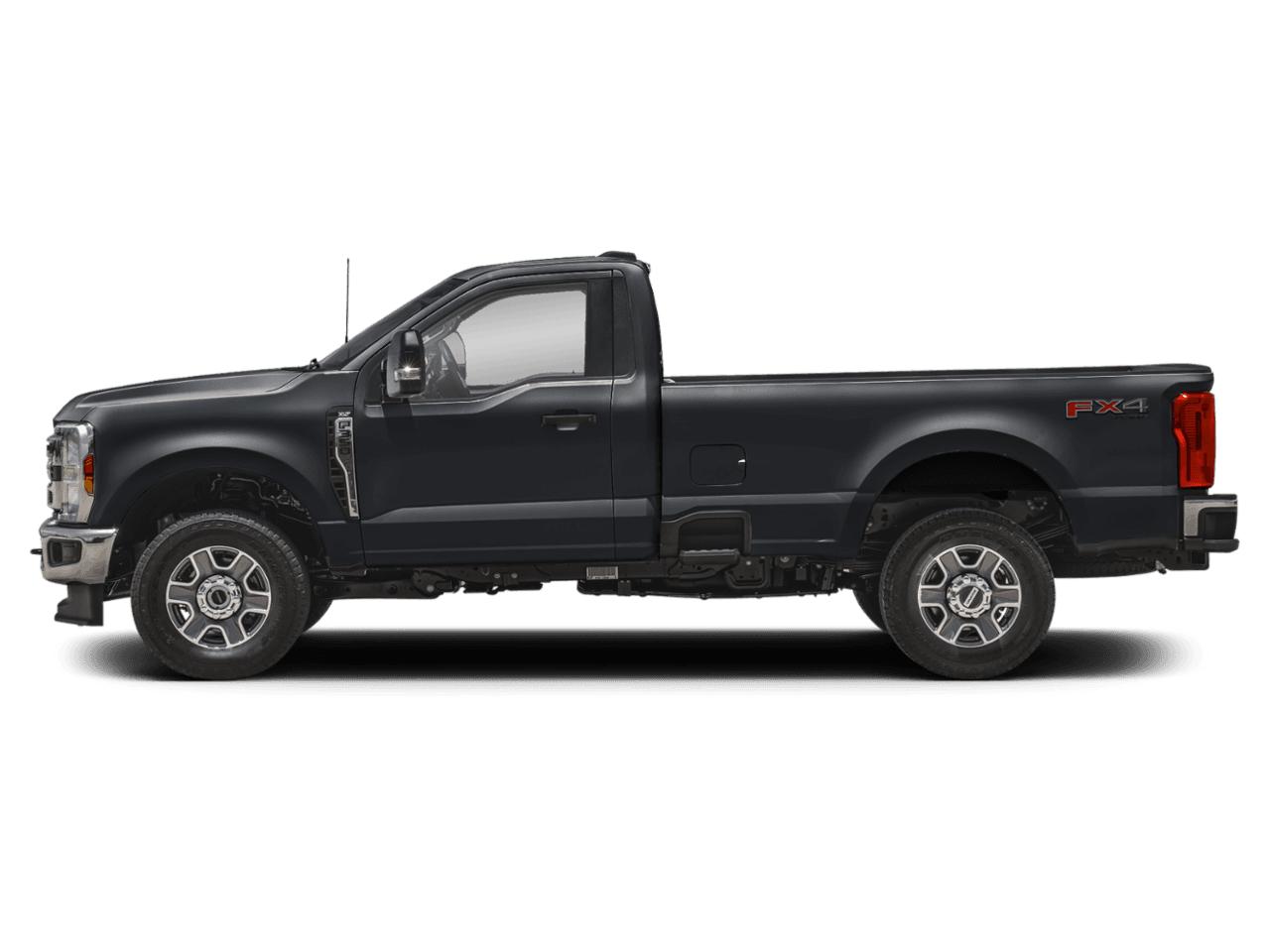 2024 Ford Super Duty F-350 DRW XLT - Profile, facing to the left