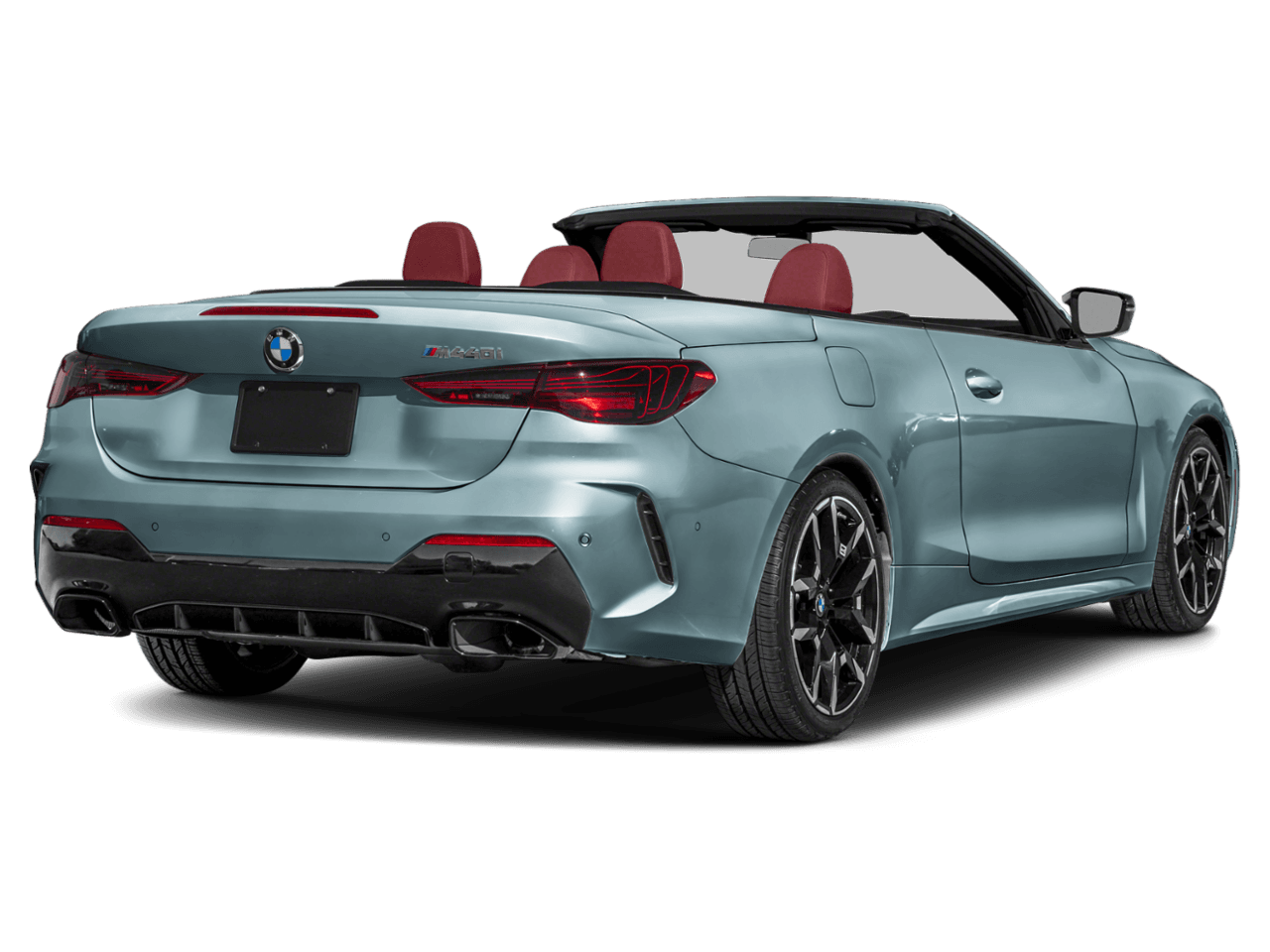 2025 BMW 4 Series M440i xDrive - Rear 3/4, facing to the right
