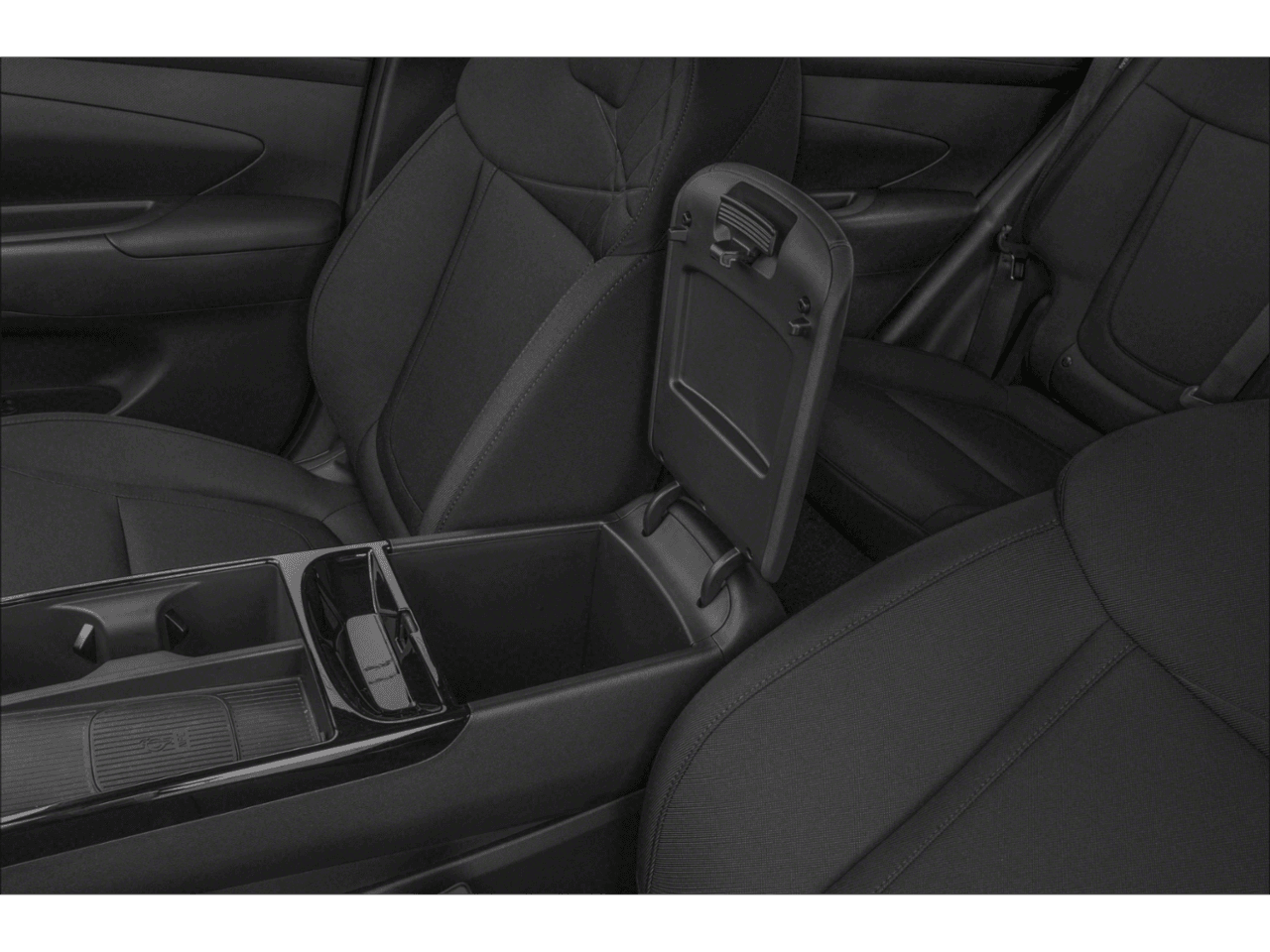 2025 Hyundai Tucson Hybrid Blue - Interior Center Storage Console