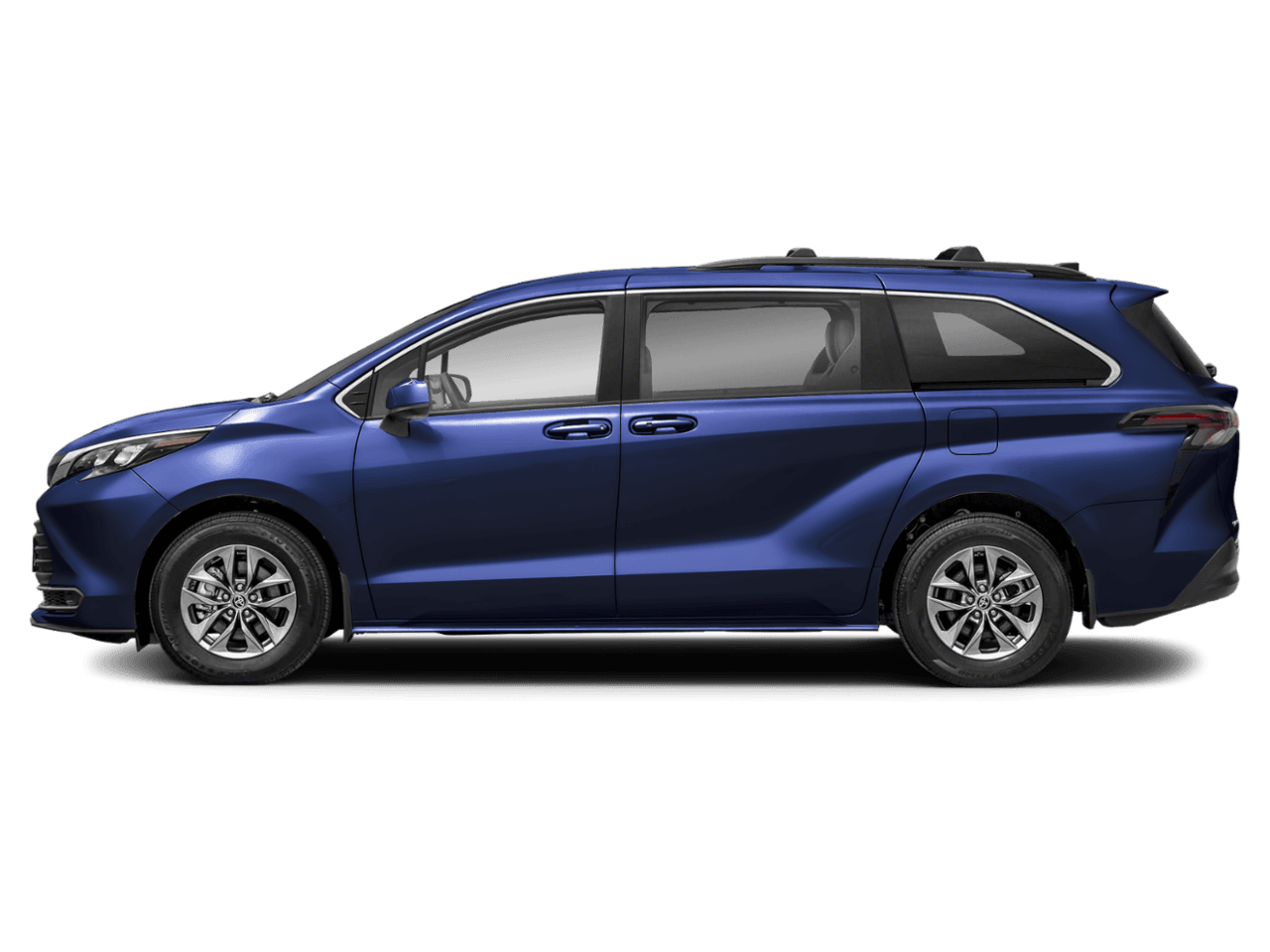 2025 Toyota Sienna LE - Profile, facing to the left