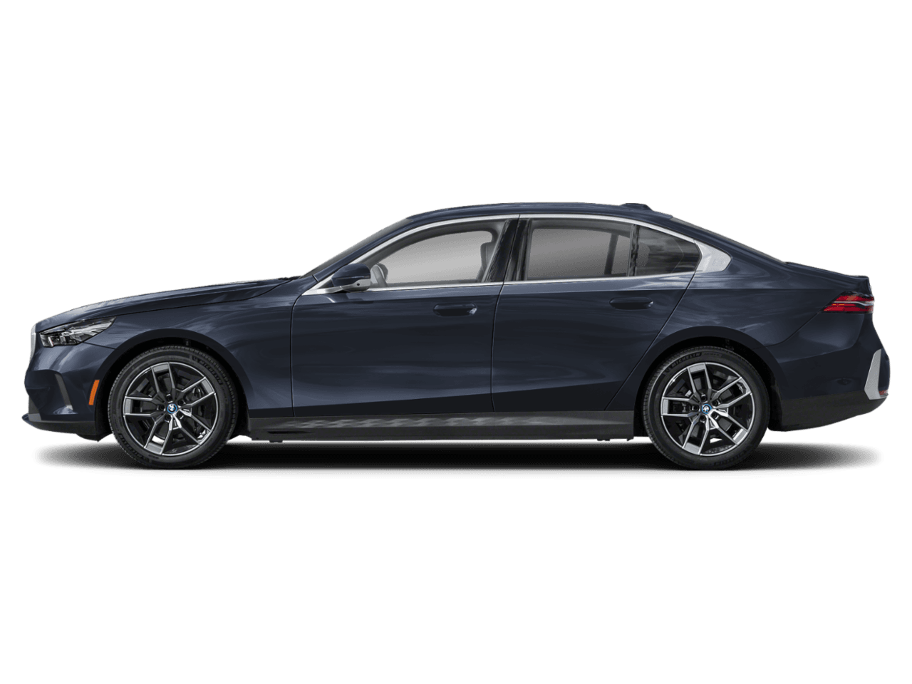 2026 BMW i5 eDrive40 - Profile, facing to the left