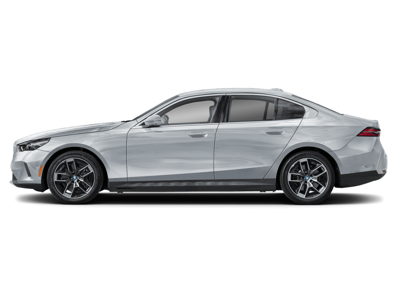 2026 BMW i5 eDrive40 - Profile, facing to the left