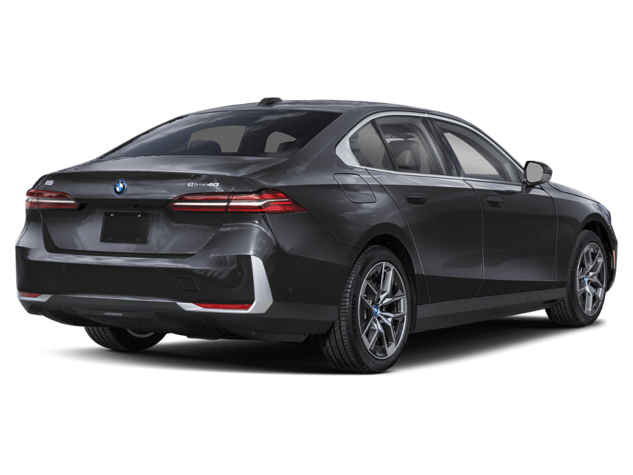 2026 BMW i5 eDrive40 - Rear 3/4, facing to the right