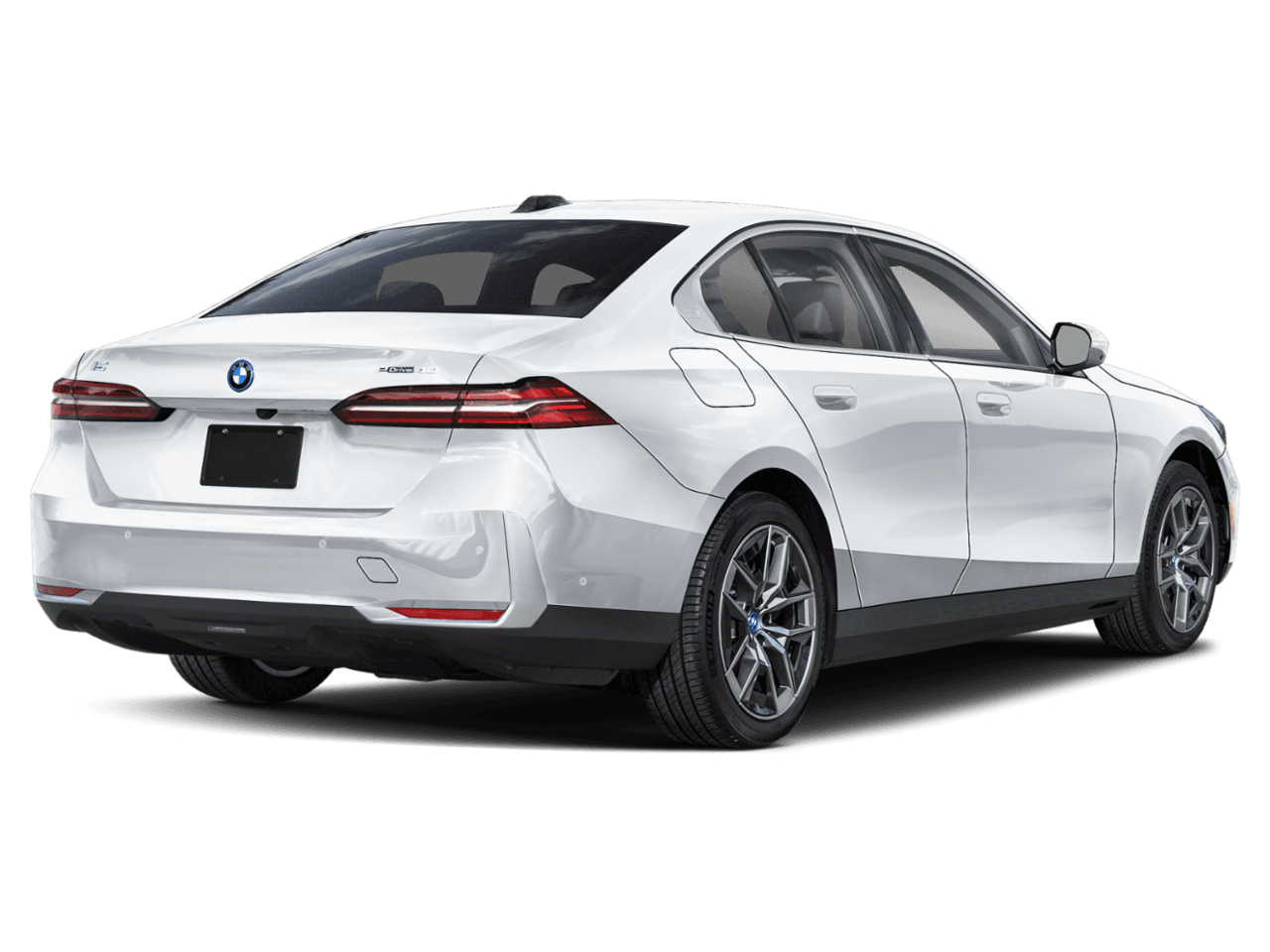 2026 BMW i5 eDrive40 - Rear 3/4, facing to the right
