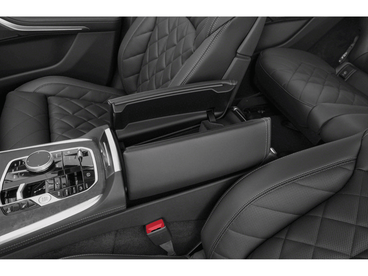 2026 BMW X7 M60i - Interior Center Storage Console