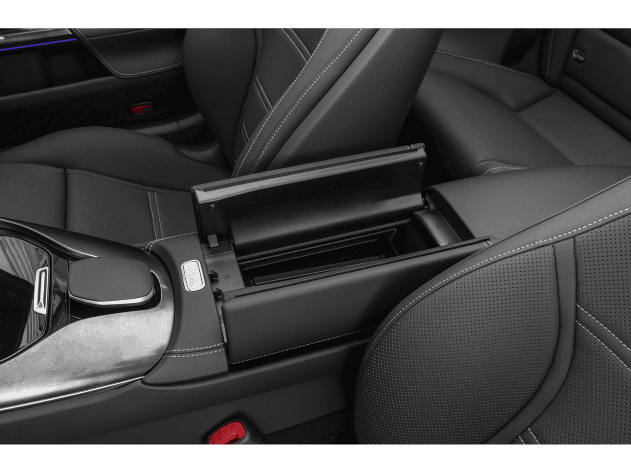 2026 Mercedes-Benz SL AMG SL 63 - Interior Center Storage Console