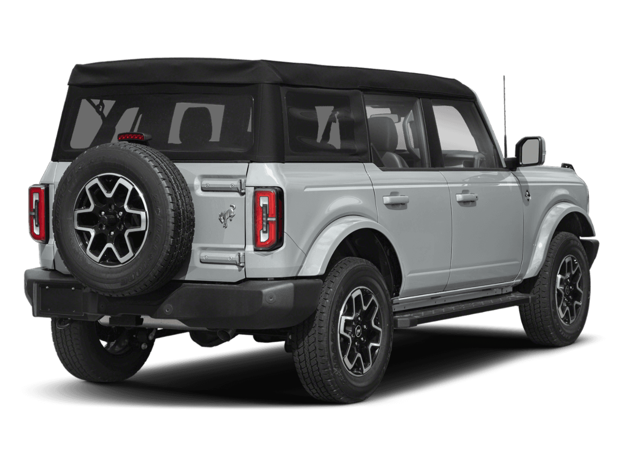 2026 Ford Bronco Outer Banks - Rear 3/4, facing to the right