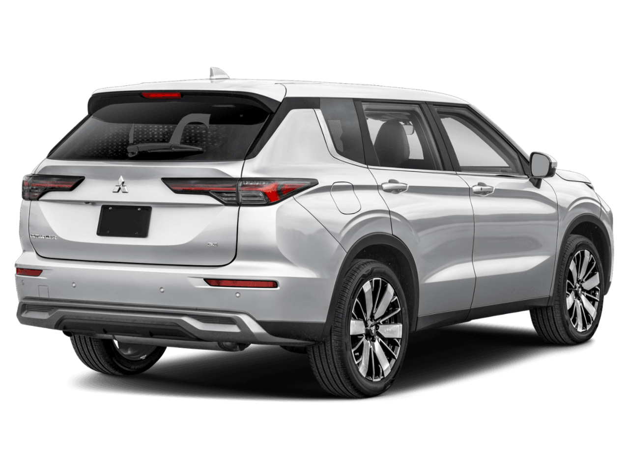 2026 Mitsubishi Outlander SE - Rear 3/4, facing to the right