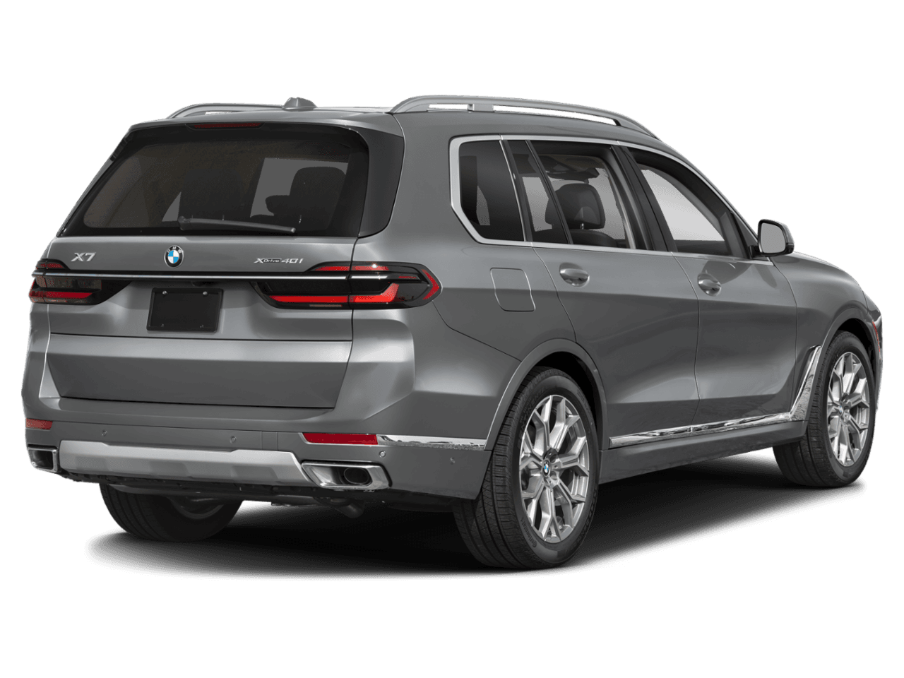 2027 BMW X7 M60i - Rear 3/4, facing to the right